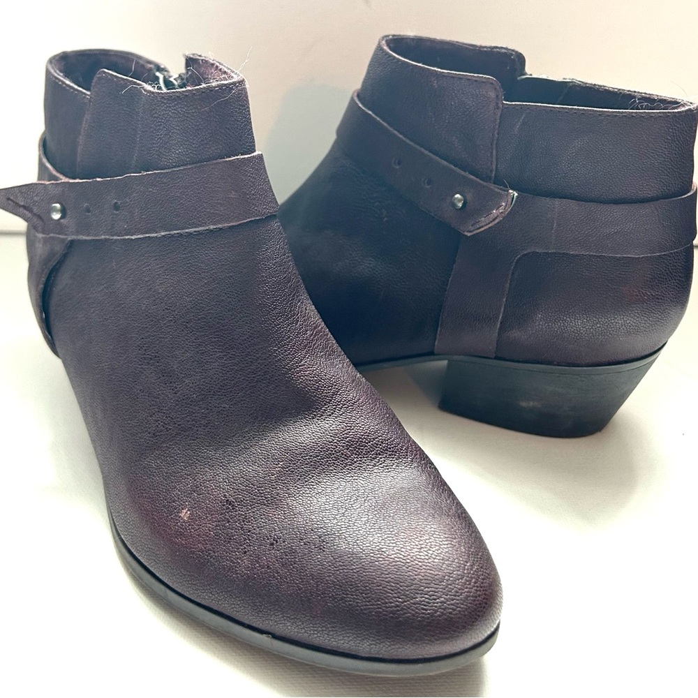 Clark’s ankle boots